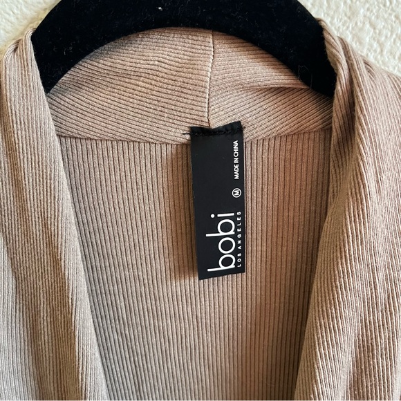 Bobi Los Angeles Taupe Ribbed Long Sleeve Wrap Top Womens Medium - Picture 4 of 8